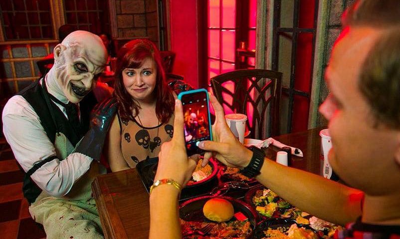 Halloween Horror Nights Scareactor Dining Experience